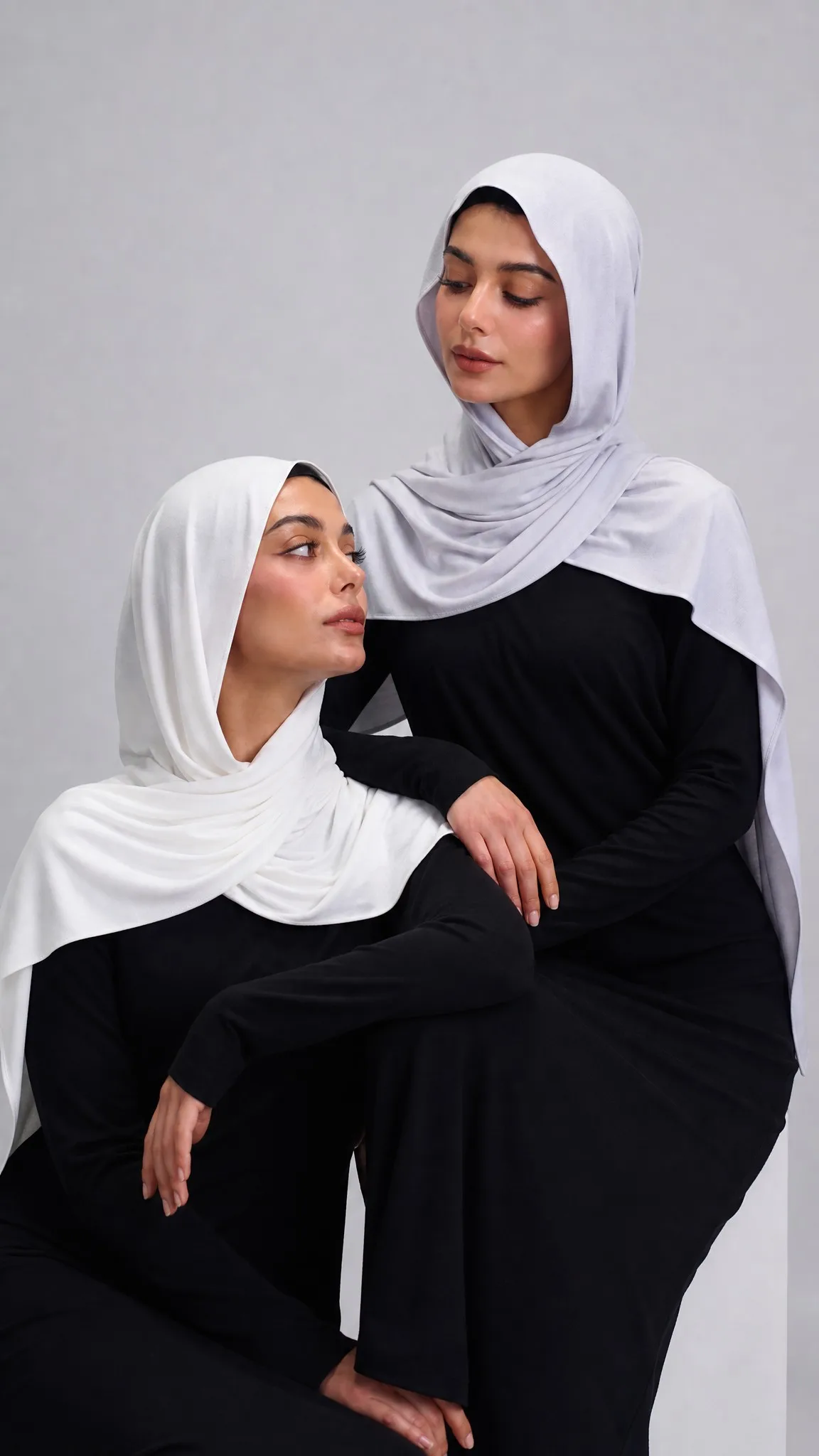 Private Label Cotton Jersey Hijab — Wholesale Solid Colors, OEM Manufacturer | Classic Everyday Collection — Mercerized Cotton Jersey hijab, 50 pcs MOQ, OEM/ODM wholesale | QIUYAN — view 2