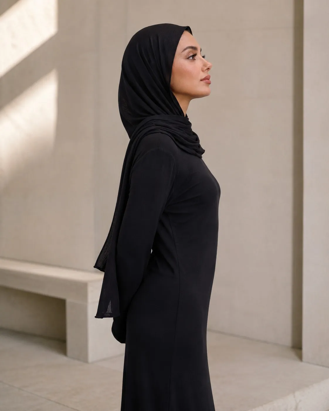 Private Label Cotton Jersey Hijab — Wholesale Solid Black, OEM Manufacturer | Essential Everyday Collection — Mercerized Cotton Jersey hijab, 50 pcs MOQ, OEM/ODM wholesale | QIUYAN — view 2
